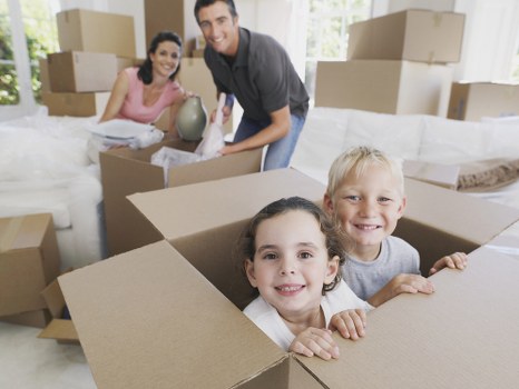 Moving truck service for Shoreditch streets and local removals